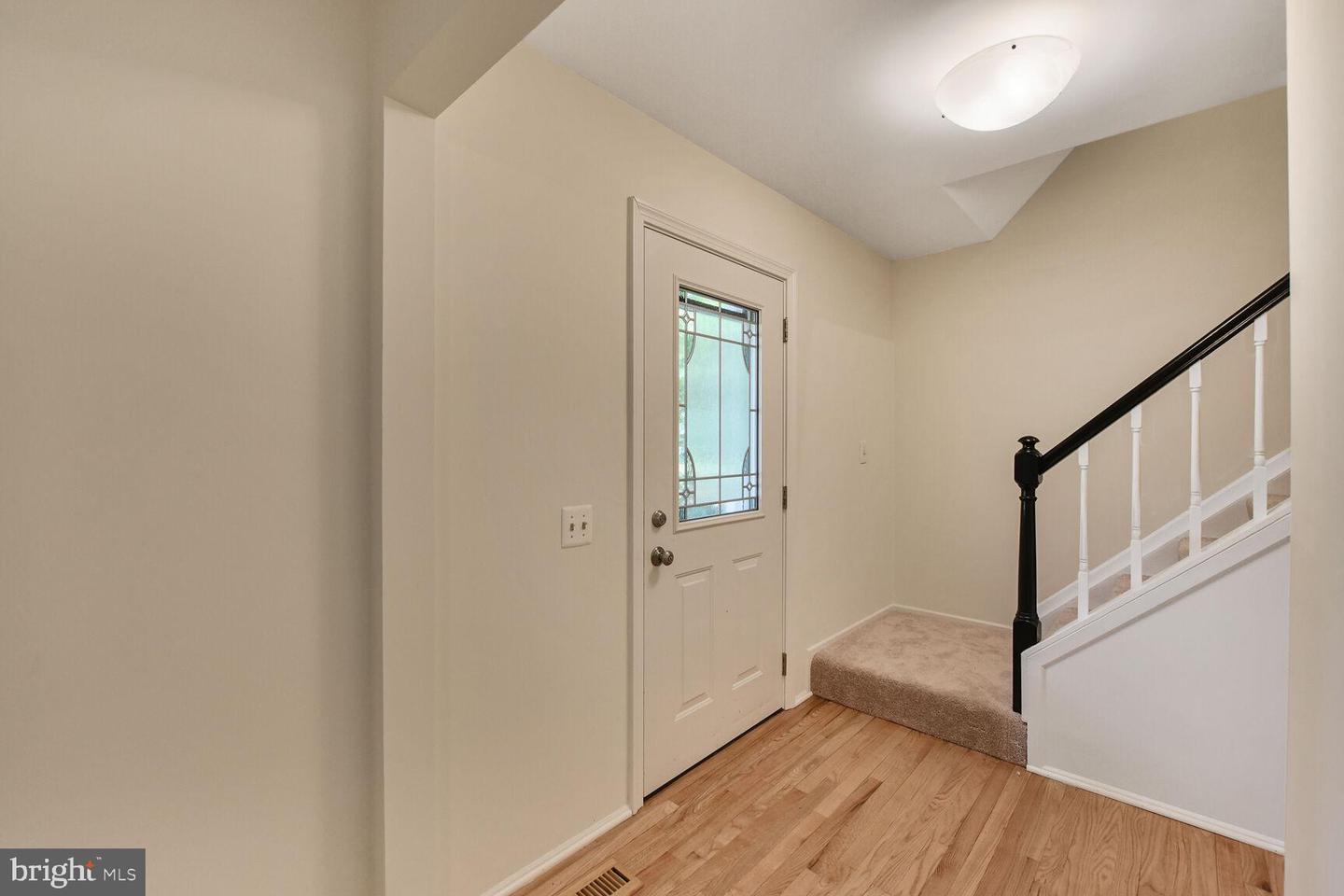 10238 SASSAFRAS WOODS CT, BURKE, Virginia 22015, 3 Bedrooms Bedrooms, ,3 BathroomsBathrooms,Residential,For sale,10238 SASSAFRAS WOODS CT,VAFX2258172 MLS # VAFX2258172
