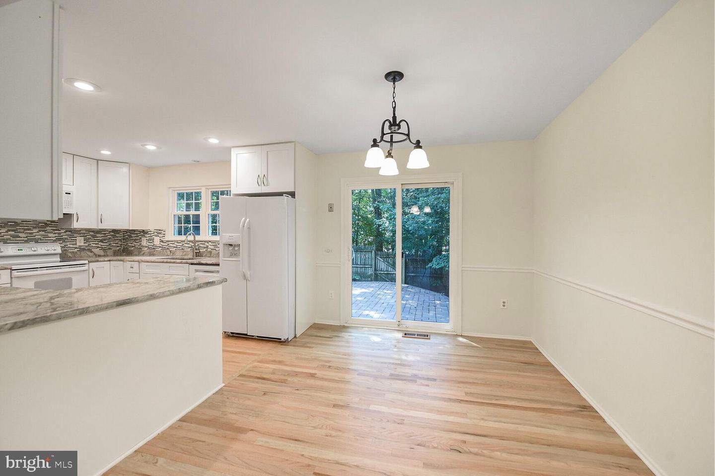 10238 SASSAFRAS WOODS CT, BURKE, Virginia 22015, 3 Bedrooms Bedrooms, ,3 BathroomsBathrooms,Residential,For sale,10238 SASSAFRAS WOODS CT,VAFX2258172 MLS # VAFX2258172