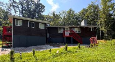 6856 HOWELLSVILLE RD, BOYCE, Virginia 22620, 3 Bedrooms Bedrooms, ,3 BathroomsBathrooms,Residential,For sale,6856 HOWELLSVILLE RD,VACL2005926 MLS # VACL2005926
