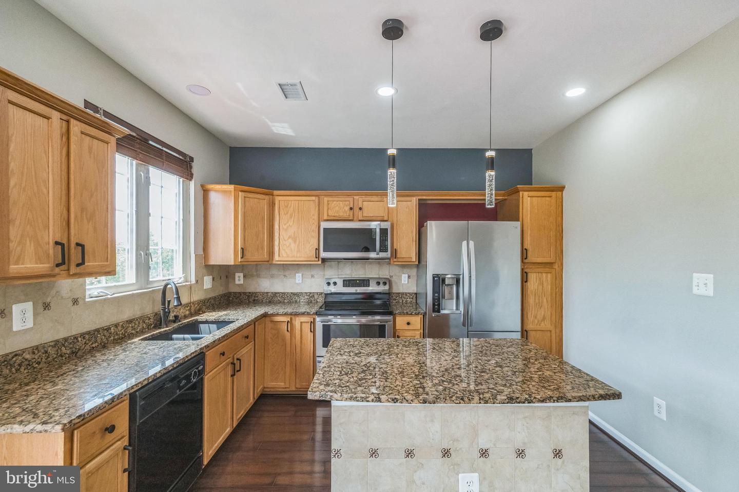 20934 HOUSEMAN TER, ASHBURN, Virginia 20148, 4 Bedrooms Bedrooms, 8 Rooms Rooms,3 BathroomsBathrooms,Residential,For sale,20934 HOUSEMAN TER,VALO2103364 MLS # VALO2103364