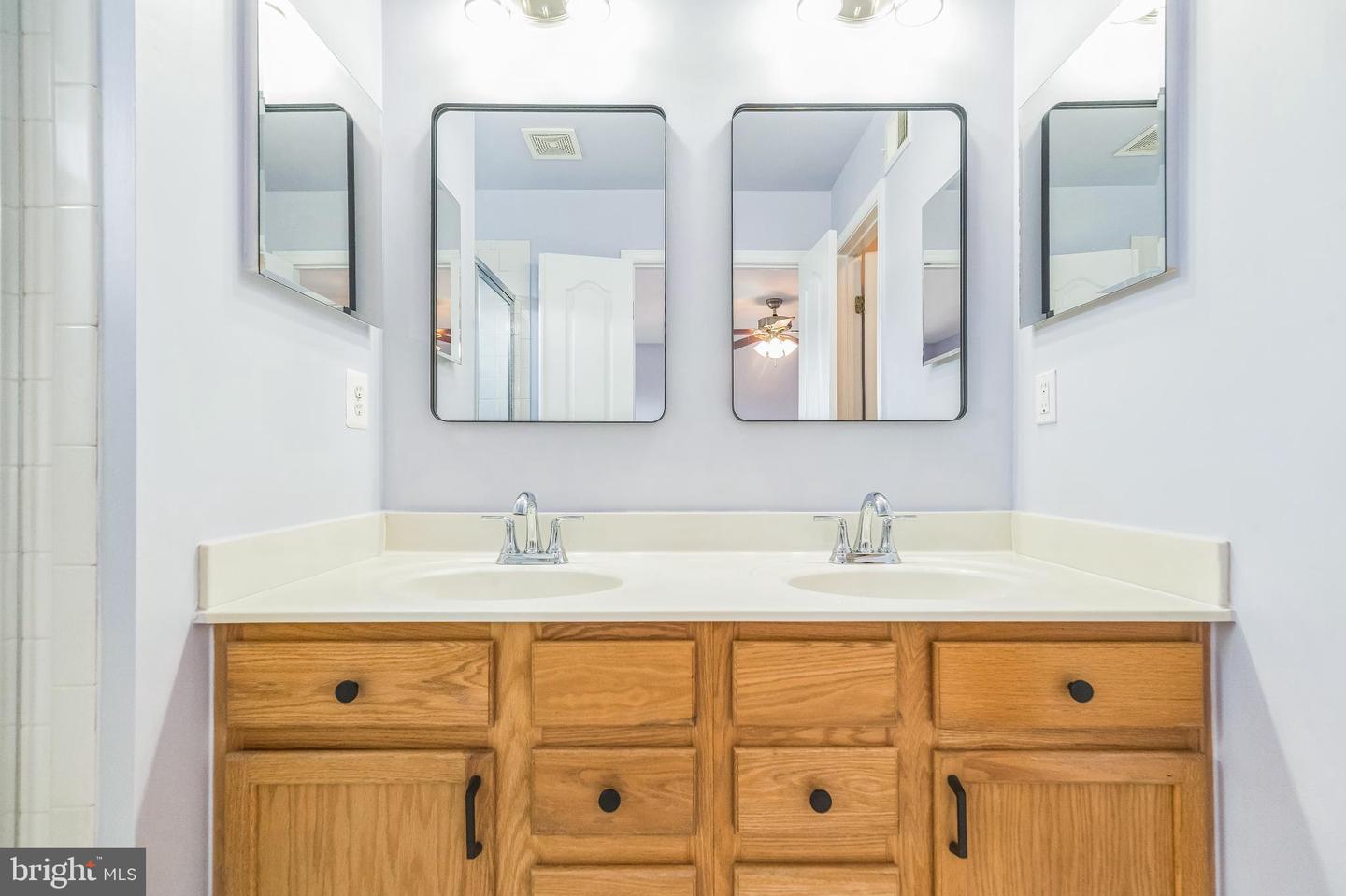 20934 HOUSEMAN TER, ASHBURN, Virginia 20148, 4 Bedrooms Bedrooms, 8 Rooms Rooms,3 BathroomsBathrooms,Residential,For sale,20934 HOUSEMAN TER,VALO2103364 MLS # VALO2103364
