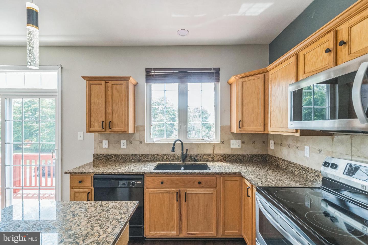 20934 HOUSEMAN TER, ASHBURN, Virginia 20148, 4 Bedrooms Bedrooms, 8 Rooms Rooms,3 BathroomsBathrooms,Residential,For sale,20934 HOUSEMAN TER,VALO2103364 MLS # VALO2103364