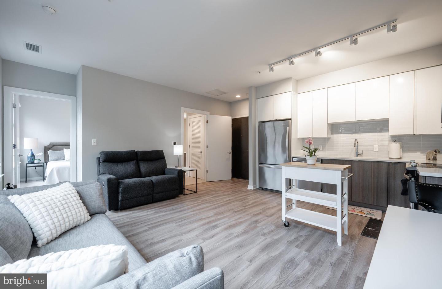 911 2ND ST NE #204, WASHINGTON, District Of Columbia 20002, 1 Bedroom Bedrooms, ,1 BathroomBathrooms,Residential,For sale,911 2ND ST NE #204,DCDC2212626 MLS # DCDC2212626