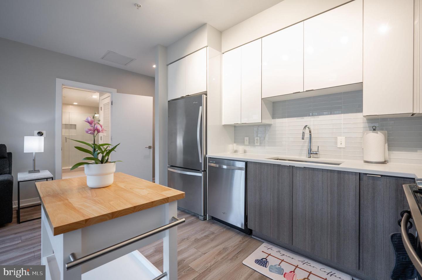 911 2ND ST NE #204, WASHINGTON, District Of Columbia 20002, 1 Bedroom Bedrooms, ,1 BathroomBathrooms,Residential,For sale,911 2ND ST NE #204,DCDC2212626 MLS # DCDC2212626