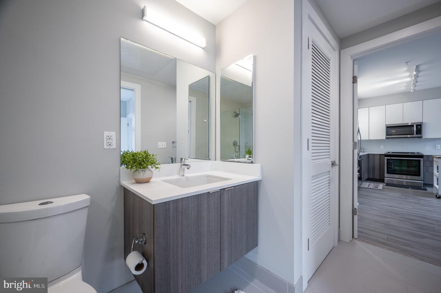 911 2ND ST NE #204, WASHINGTON, District Of Columbia 20002, 1 Bedroom Bedrooms, ,1 BathroomBathrooms,Residential,For sale,911 2ND ST NE #204,DCDC2212626 MLS # DCDC2212626