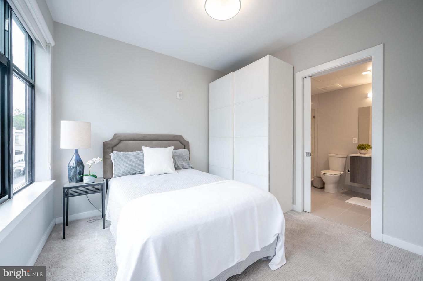911 2ND ST NE #204, WASHINGTON, District Of Columbia 20002, 1 Bedroom Bedrooms, ,1 BathroomBathrooms,Residential,For sale,911 2ND ST NE #204,DCDC2212626 MLS # DCDC2212626