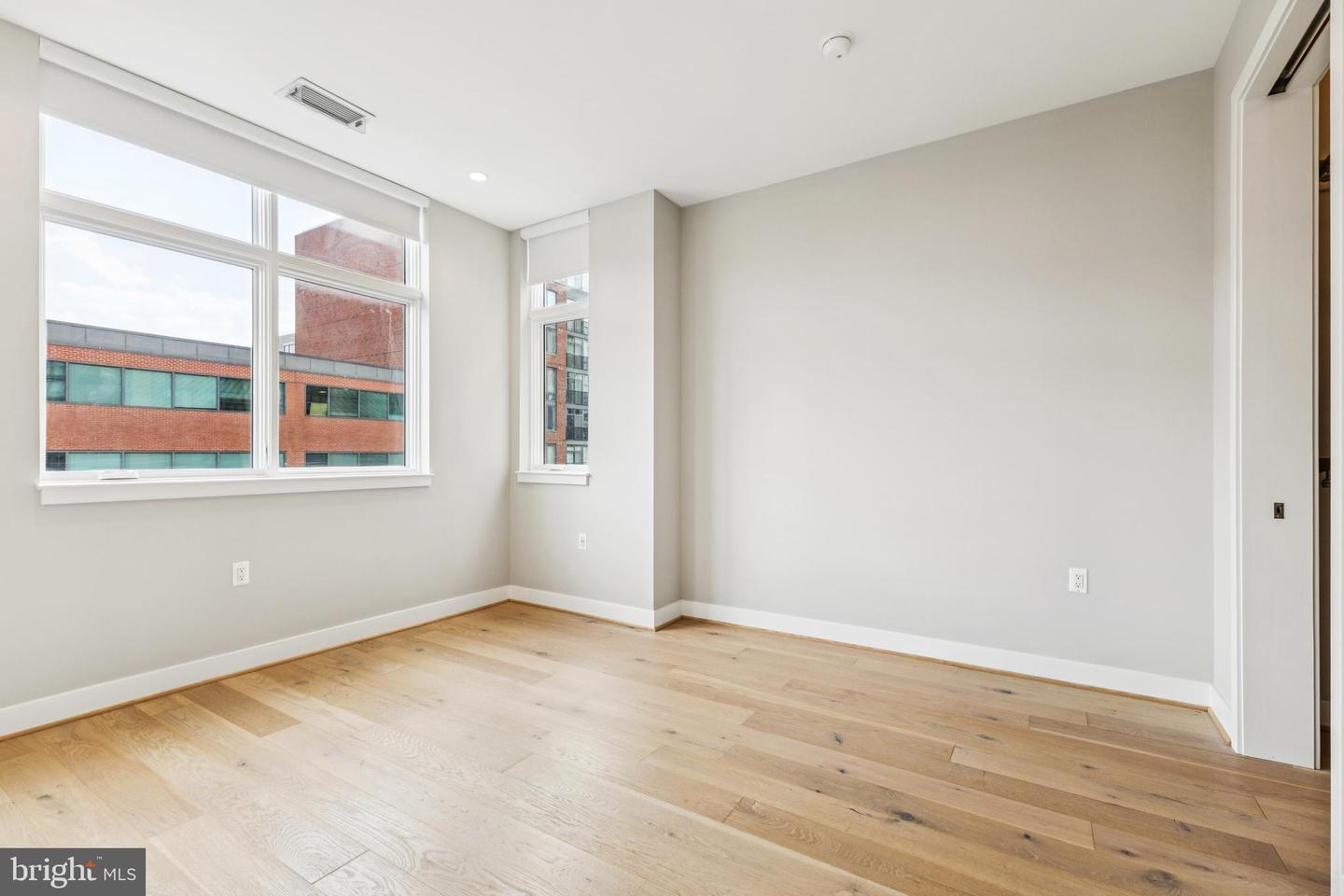 646 H ST NE #406, WASHINGTON, District Of Columbia 20002, 1 Bedroom Bedrooms, ,1 BathroomBathrooms,Residential,For sale,646 H ST NE #406,DCDC2212630 MLS # DCDC2212630