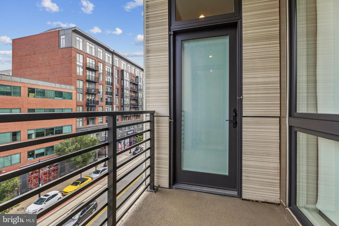 646 H ST NE #406, WASHINGTON, District Of Columbia 20002, 1 Bedroom Bedrooms, ,1 BathroomBathrooms,Residential,For sale,646 H ST NE #406,DCDC2212630 MLS # DCDC2212630