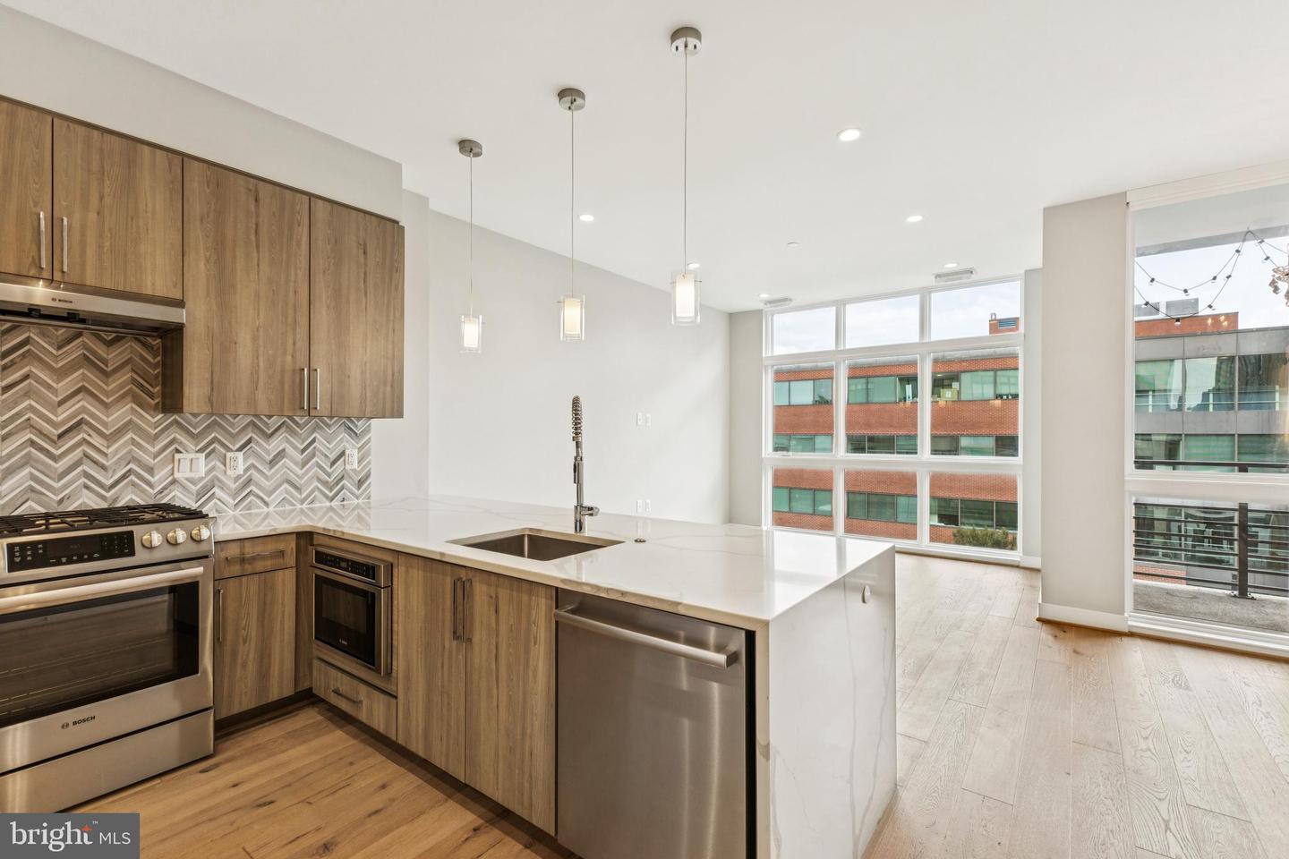 646 H ST NE #406, WASHINGTON, District Of Columbia 20002, 1 Bedroom Bedrooms, ,1 BathroomBathrooms,Residential,For sale,646 H ST NE #406,DCDC2212630 MLS # DCDC2212630