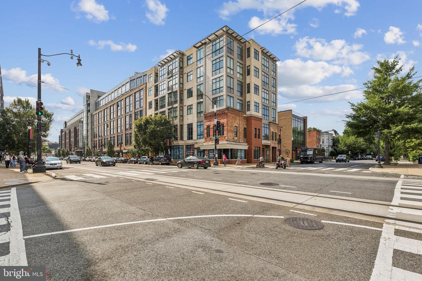646 H ST NE #406, WASHINGTON, District Of Columbia 20002, 1 Bedroom Bedrooms, ,1 BathroomBathrooms,Residential,For sale,646 H ST NE #406,DCDC2212630 MLS # DCDC2212630