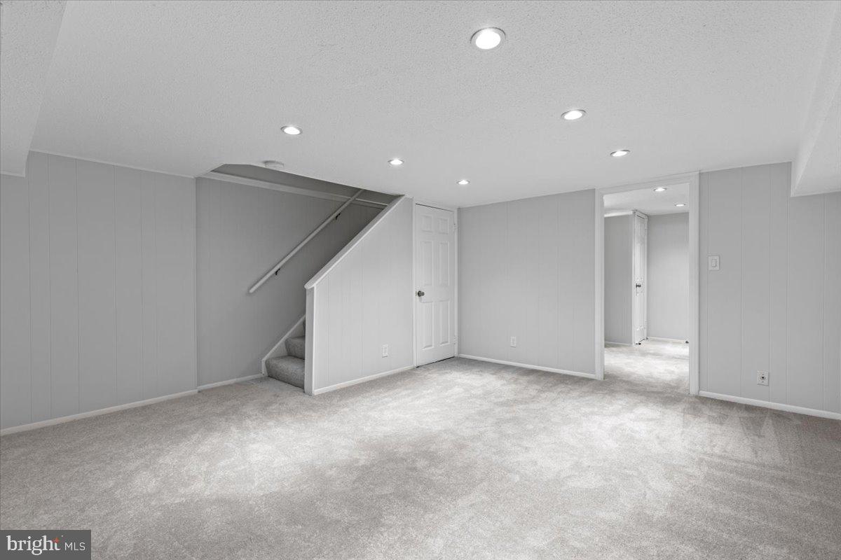 2990 S COLUMBUS ST, ARLINGTON, Virginia 22206, 2 Bedrooms Bedrooms, ,2 BathroomsBathrooms,Residential,For sale,2990 S COLUMBUS ST,VAAX2047976 MLS # VAAX2047976