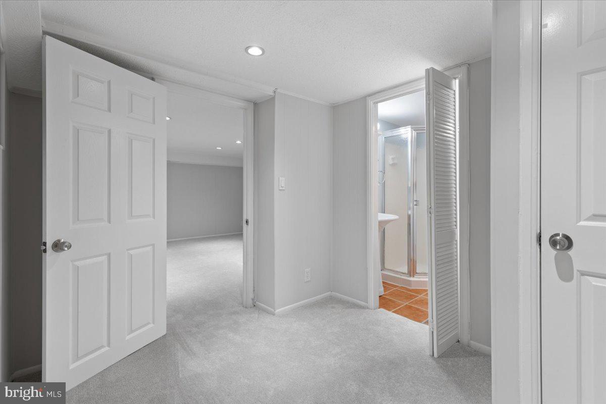 2990 S COLUMBUS ST, ARLINGTON, Virginia 22206, 2 Bedrooms Bedrooms, ,2 BathroomsBathrooms,Residential,For sale,2990 S COLUMBUS ST,VAAX2047976 MLS # VAAX2047976