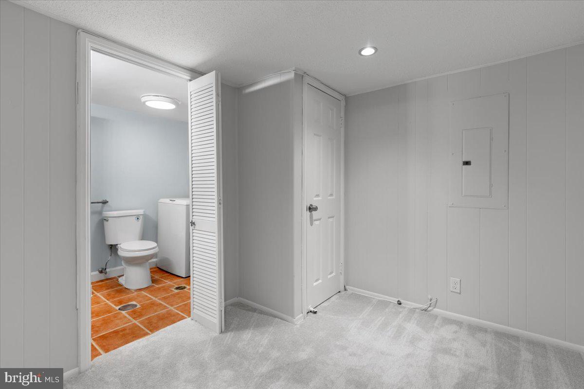 2990 S COLUMBUS ST, ARLINGTON, Virginia 22206, 2 Bedrooms Bedrooms, ,2 BathroomsBathrooms,Residential,For sale,2990 S COLUMBUS ST,VAAX2047976 MLS # VAAX2047976