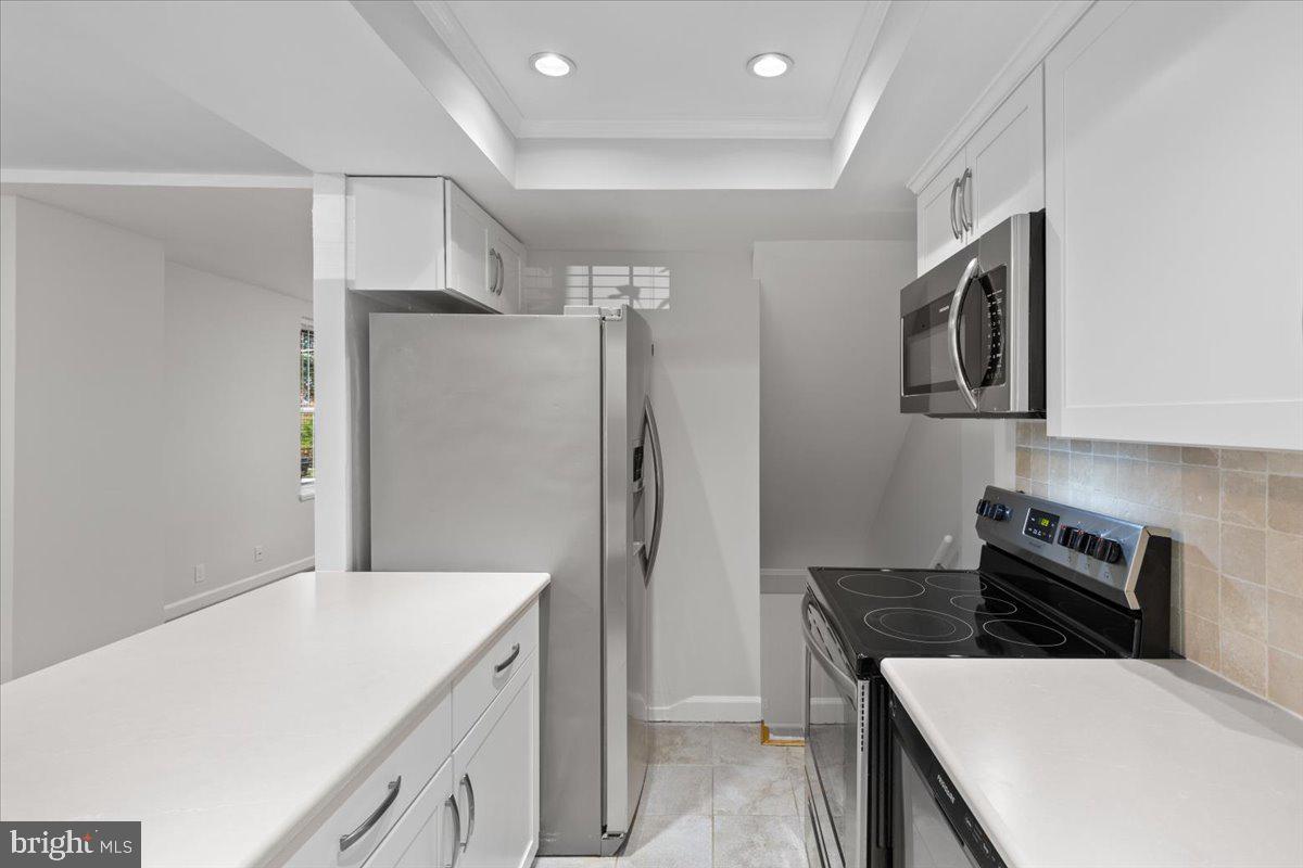 2990 S COLUMBUS ST, ARLINGTON, Virginia 22206, 2 Bedrooms Bedrooms, ,2 BathroomsBathrooms,Residential,For sale,2990 S COLUMBUS ST,VAAX2047976 MLS # VAAX2047976