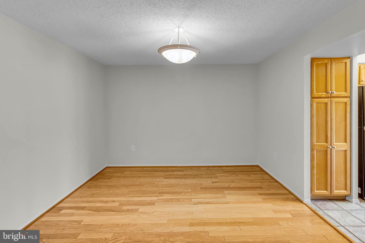 4500 S FOUR MILE RUN DR #732, ARLINGTON, Virginia 22204, 2 Bedrooms Bedrooms, ,2 BathroomsBathrooms,Residential,For sale,4500 S FOUR MILE RUN DR #732,VAAR2061536 MLS # VAAR2061536