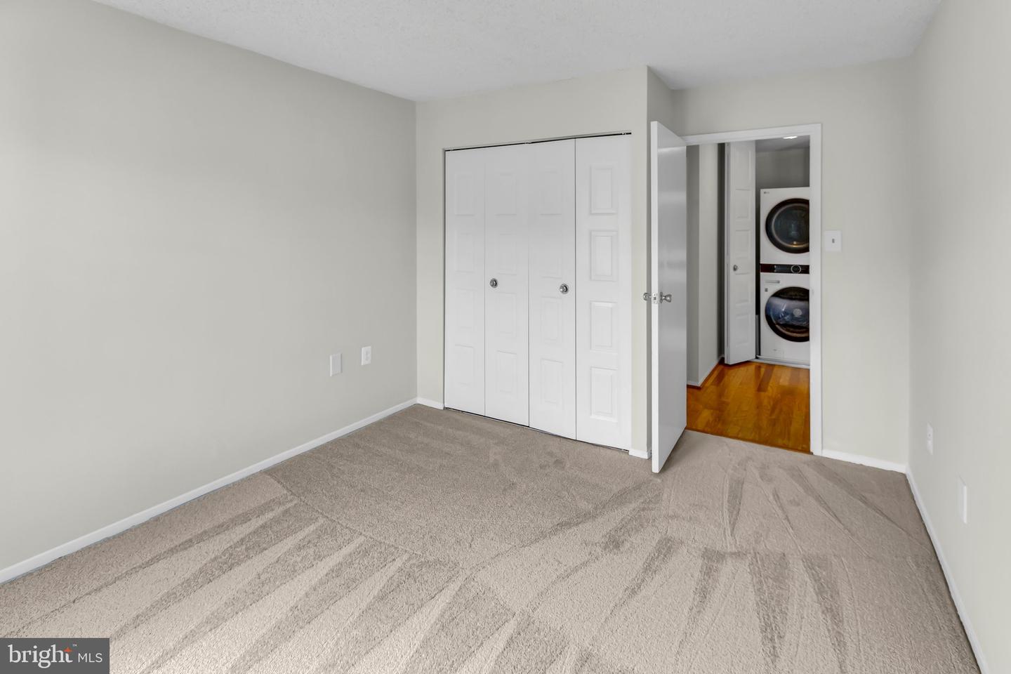 4500 S FOUR MILE RUN DR #732, ARLINGTON, Virginia 22204, 2 Bedrooms Bedrooms, ,2 BathroomsBathrooms,Residential,For sale,4500 S FOUR MILE RUN DR #732,VAAR2061536 MLS # VAAR2061536