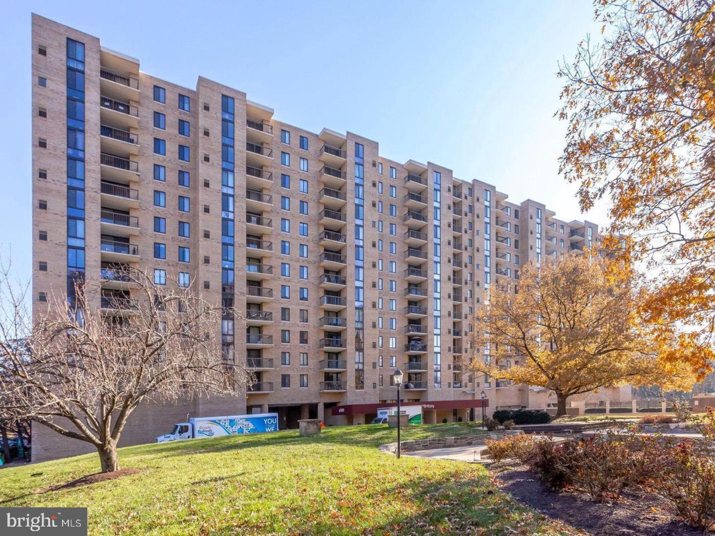 4500 S FOUR MILE RUN DR #732, ARLINGTON, Virginia 22204, 2 Bedrooms Bedrooms, ,2 BathroomsBathrooms,Residential,For sale,4500 S FOUR MILE RUN DR #732,VAAR2061536 MLS # VAAR2061536
