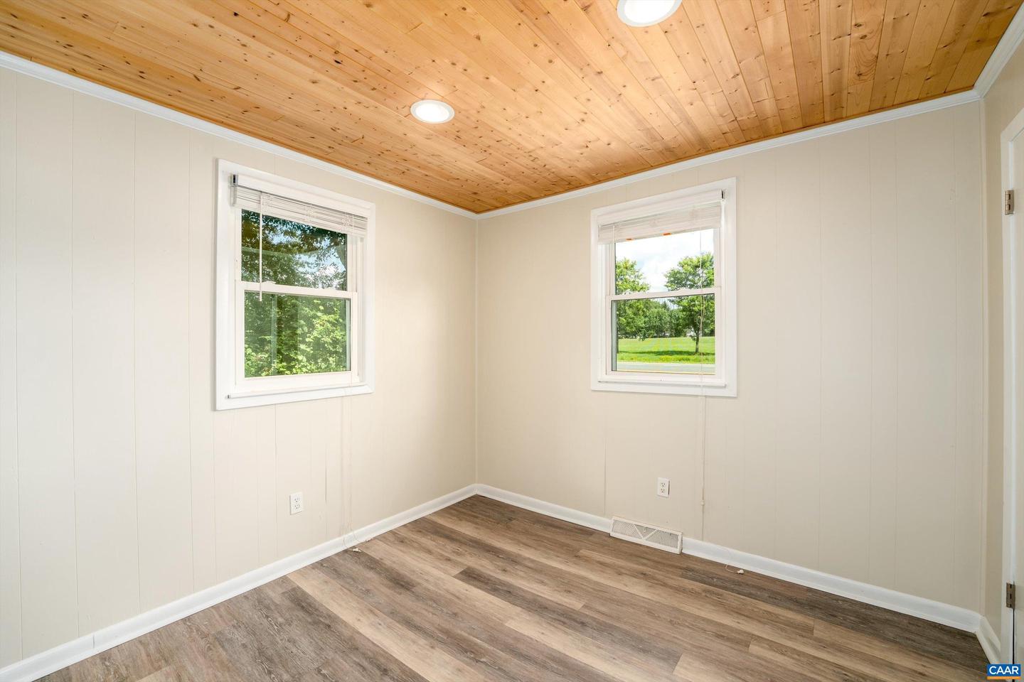 2810 RICHMOND RD, TROY, Virginia 22974, 5 Bedrooms Bedrooms, ,2 BathroomsBathrooms,Residential,For sale,2810 RICHMOND RD,667237 MLS # 667237