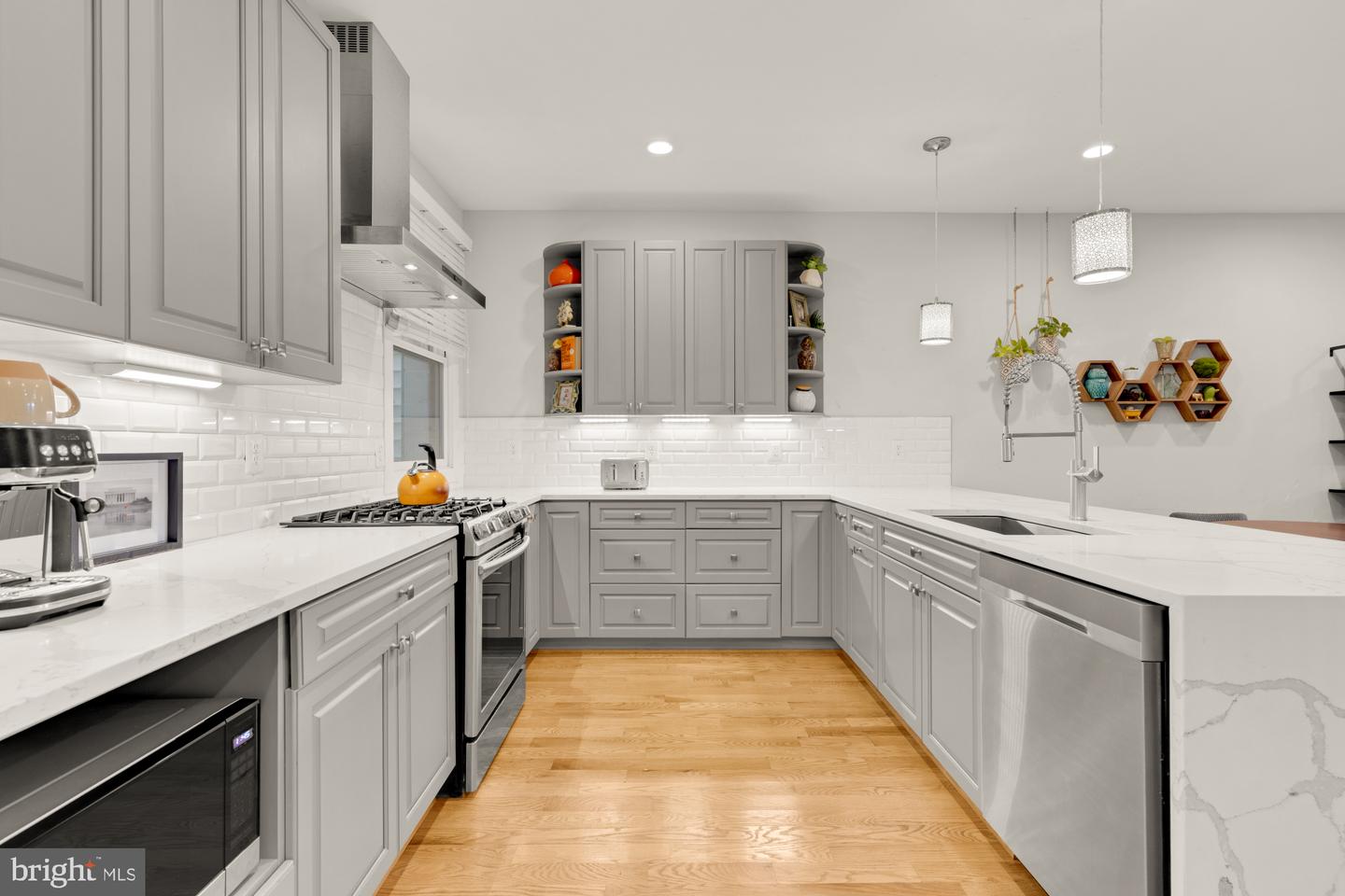 1286 MORSE ST NE #1, WASHINGTON, District Of Columbia 20002, 3 Bedrooms Bedrooms, ,3 BathroomsBathrooms,Residential,For sale,1286 MORSE ST NE #1,DCDC2212636 MLS # DCDC2212636