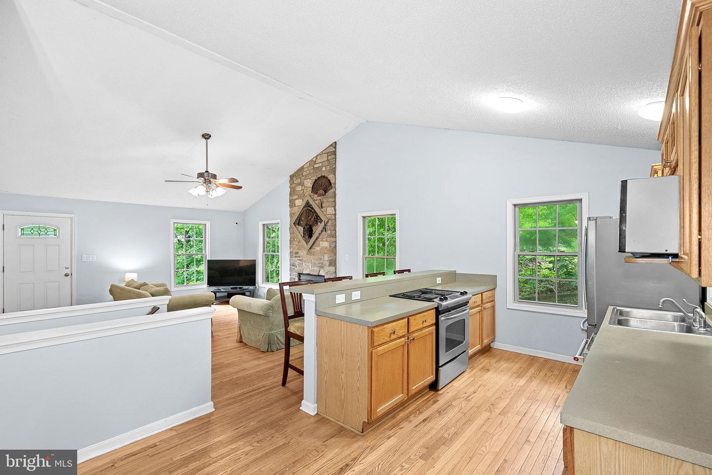 806 WINDY WAY, FRONT ROYAL, Virginia 22630, 3 Bedrooms Bedrooms, ,3 BathroomsBathrooms,Residential,For sale,806 WINDY WAY,VAWR2011842 MLS # VAWR2011842