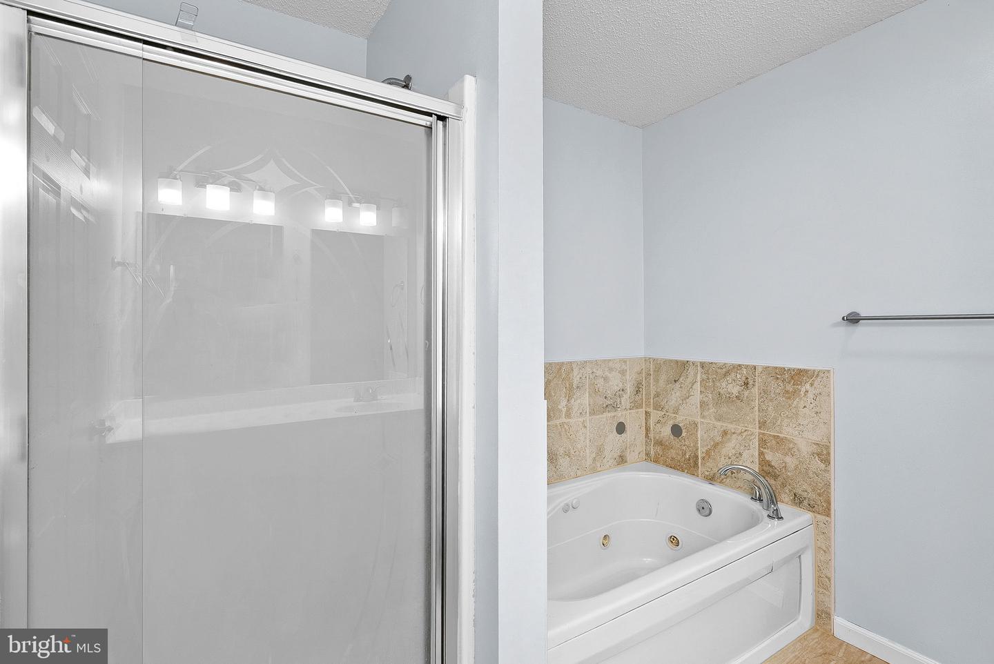 806 WINDY WAY, FRONT ROYAL, Virginia 22630, 3 Bedrooms Bedrooms, ,3 BathroomsBathrooms,Residential,For sale,806 WINDY WAY,VAWR2011842 MLS # VAWR2011842