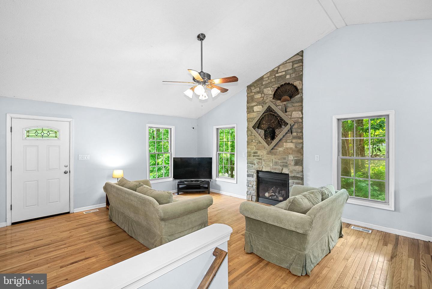 806 WINDY WAY, FRONT ROYAL, Virginia 22630, 3 Bedrooms Bedrooms, ,3 BathroomsBathrooms,Residential,For sale,806 WINDY WAY,VAWR2011842 MLS # VAWR2011842