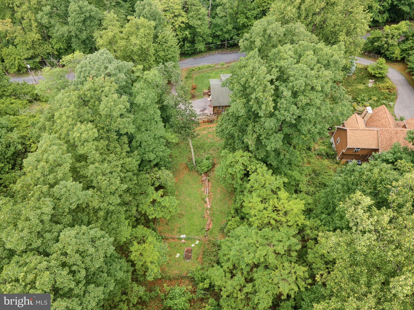 806 WINDY WAY, FRONT ROYAL, Virginia 22630, 3 Bedrooms Bedrooms, ,3 BathroomsBathrooms,Residential,For sale,806 WINDY WAY,VAWR2011842 MLS # VAWR2011842