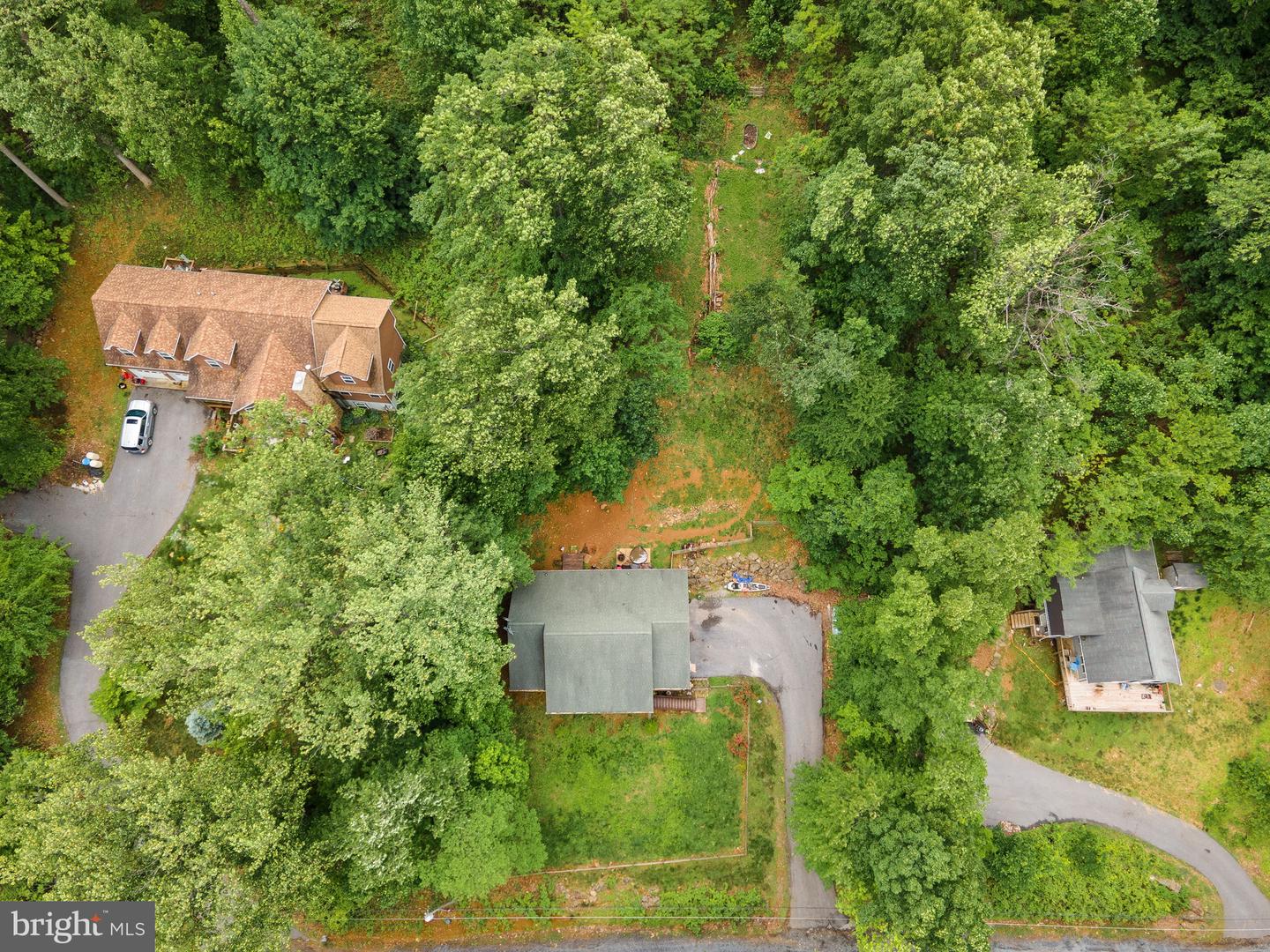 806 WINDY WAY, FRONT ROYAL, Virginia 22630, 3 Bedrooms Bedrooms, ,3 BathroomsBathrooms,Residential,For sale,806 WINDY WAY,VAWR2011842 MLS # VAWR2011842