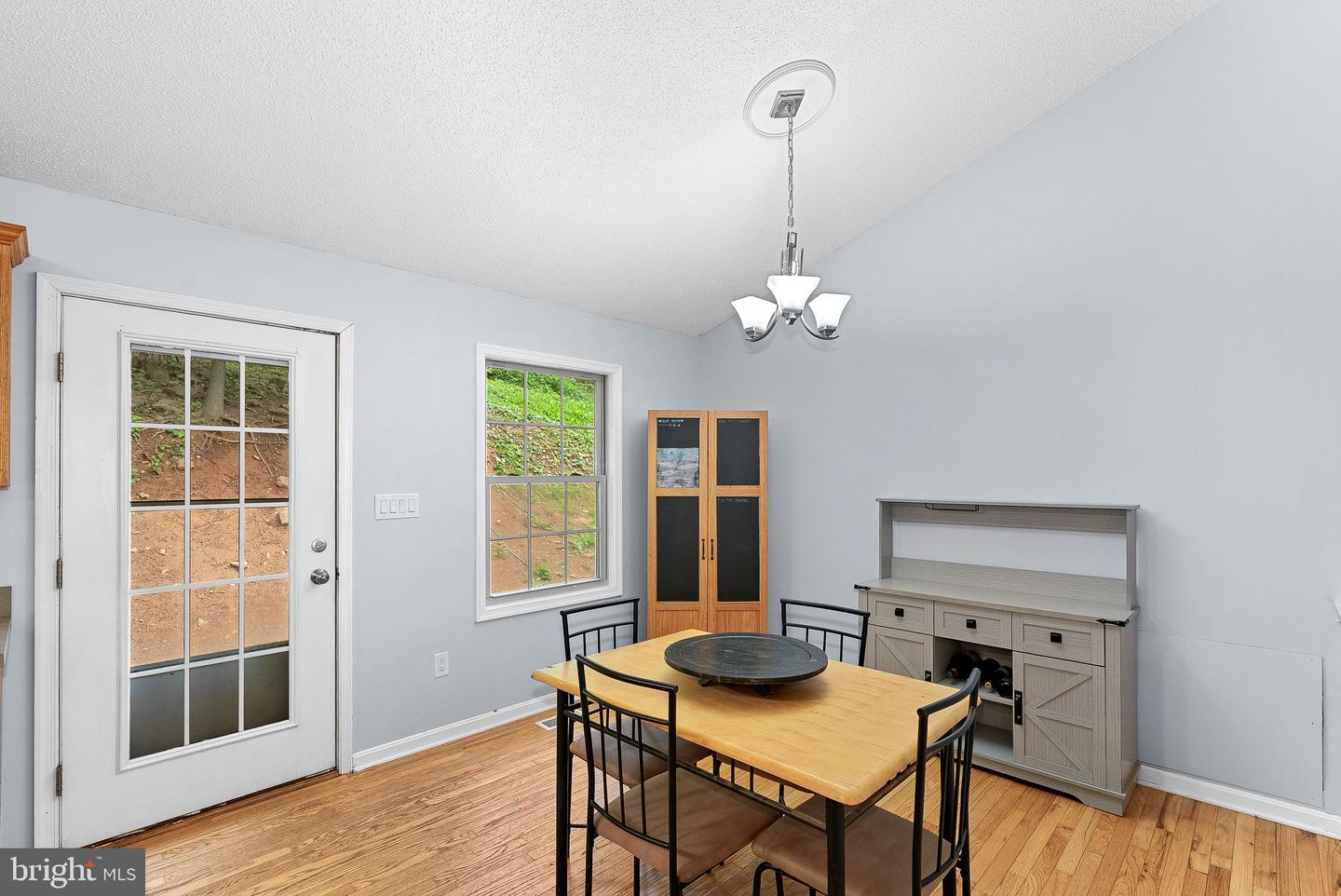 806 WINDY WAY, FRONT ROYAL, Virginia 22630, 3 Bedrooms Bedrooms, ,3 BathroomsBathrooms,Residential,For sale,806 WINDY WAY,VAWR2011842 MLS # VAWR2011842