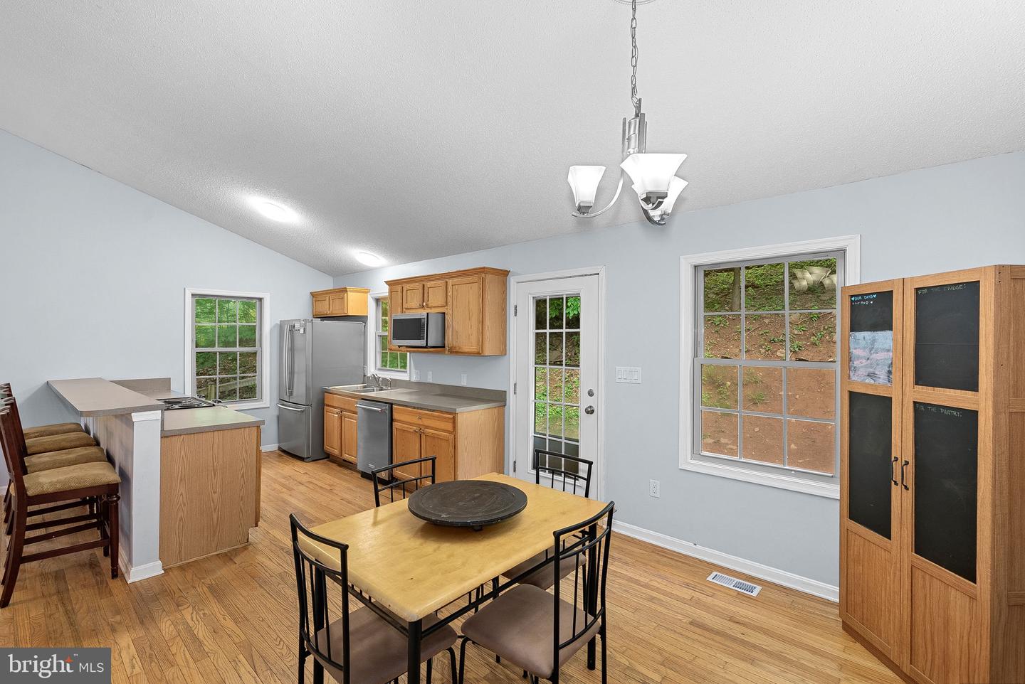 806 WINDY WAY, FRONT ROYAL, Virginia 22630, 3 Bedrooms Bedrooms, ,3 BathroomsBathrooms,Residential,For sale,806 WINDY WAY,VAWR2011842 MLS # VAWR2011842