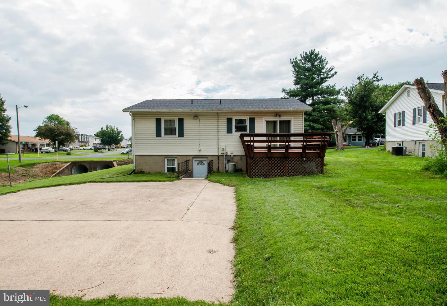 320 WILLIAMSPORT, TIMBERVILLE, Virginia 22853, 3 Bedrooms Bedrooms, ,1 BathroomBathrooms,Residential,For sale,320 WILLIAMSPORT,VARO2002466 MLS # VARO2002466