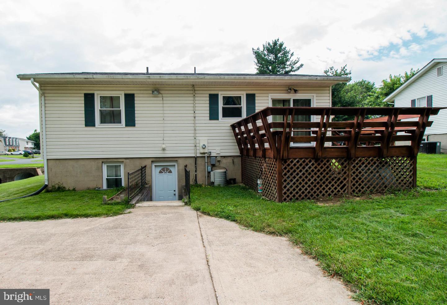 320 WILLIAMSPORT, TIMBERVILLE, Virginia 22853, 3 Bedrooms Bedrooms, ,1 BathroomBathrooms,Residential,For sale,320 WILLIAMSPORT,VARO2002466 MLS # VARO2002466