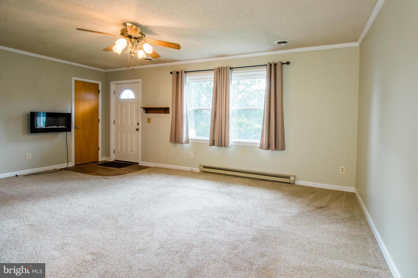 320 WILLIAMSPORT, TIMBERVILLE, Virginia 22853, 3 Bedrooms Bedrooms, ,1 BathroomBathrooms,Residential,For sale,320 WILLIAMSPORT,VARO2002466 MLS # VARO2002466