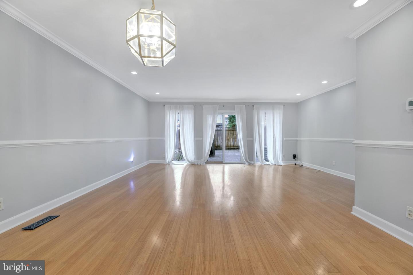 1651 11TH PL NE, WASHINGTON, District Of Columbia 20002, 3 Bedrooms Bedrooms, ,3 BathroomsBathrooms,Residential,For sale,1651 11TH PL NE,DCDC2212638 MLS # DCDC2212638