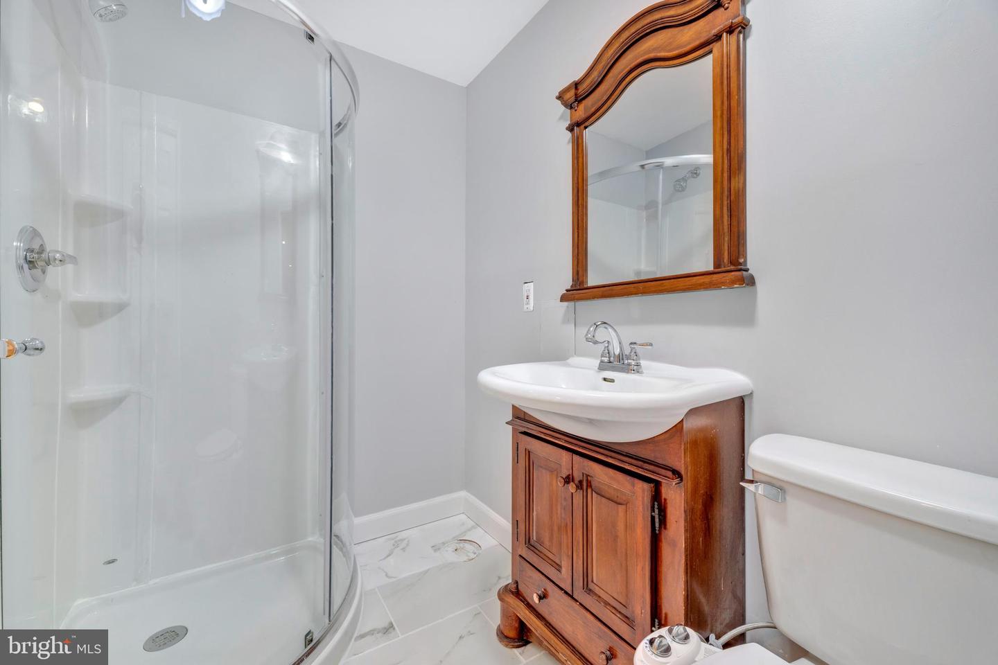 1651 11TH PL NE, WASHINGTON, District Of Columbia 20002, 3 Bedrooms Bedrooms, ,3 BathroomsBathrooms,Residential,For sale,1651 11TH PL NE,DCDC2212638 MLS # DCDC2212638