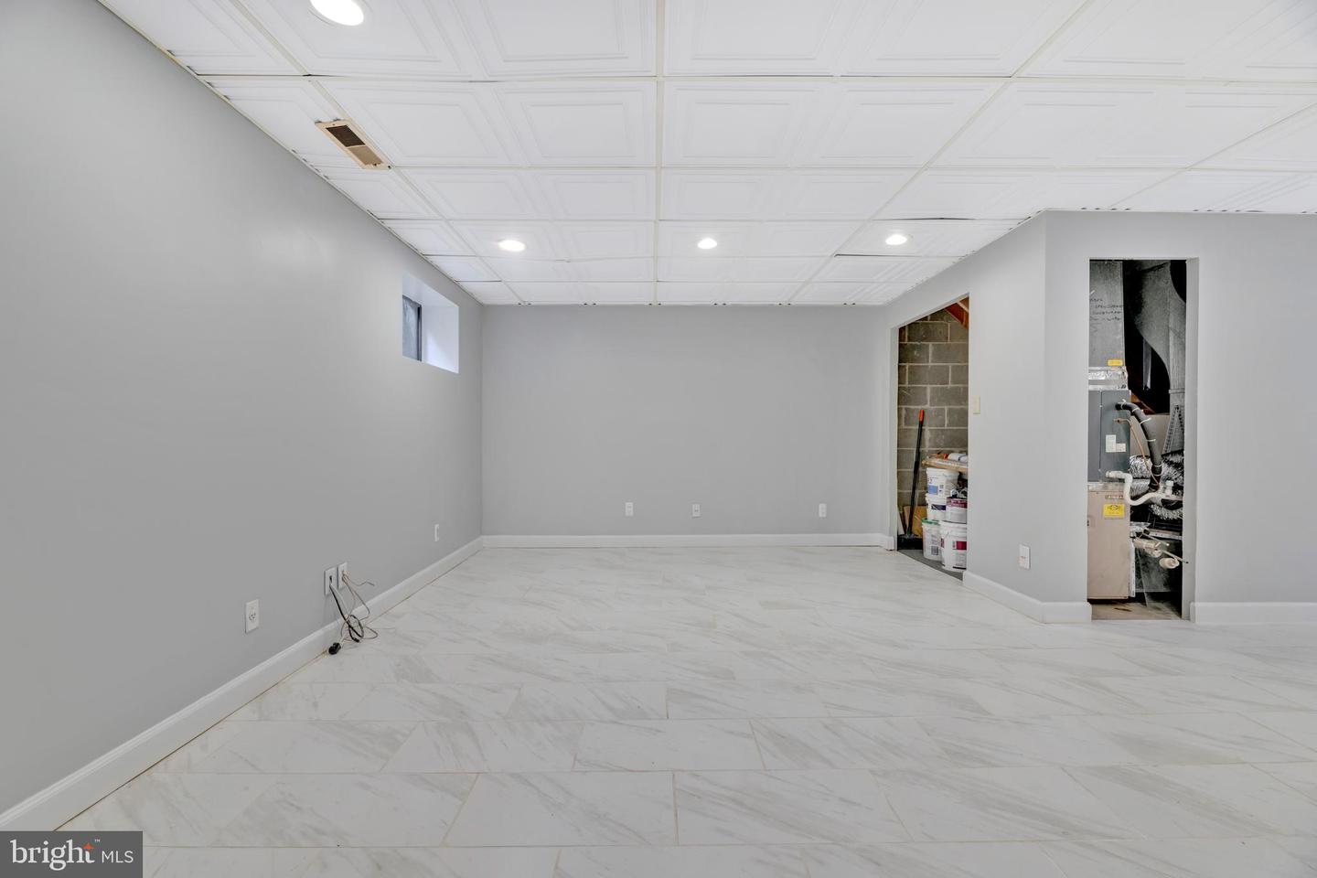 1651 11TH PL NE, WASHINGTON, District Of Columbia 20002, 3 Bedrooms Bedrooms, ,3 BathroomsBathrooms,Residential,For sale,1651 11TH PL NE,DCDC2212638 MLS # DCDC2212638