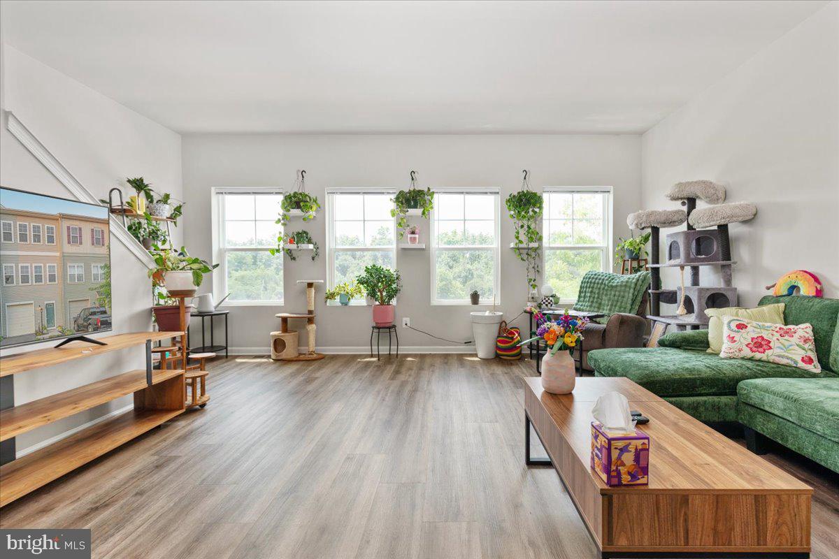 267 PATCHWORK, STEPHENSON, Virginia 22656, 3 Bedrooms Bedrooms, 6 Rooms Rooms,2 BathroomsBathrooms,Residential,For sale,267 PATCHWORK,VAFV2035754 MLS # VAFV2035754