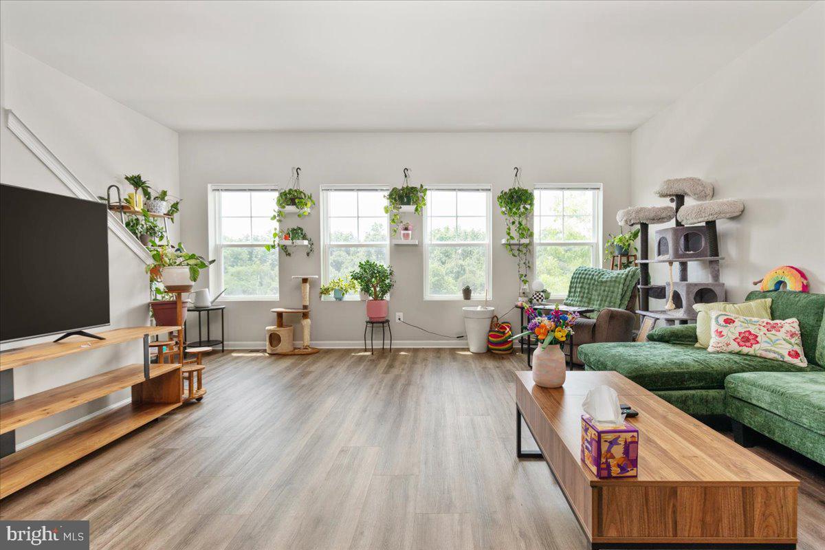 267 PATCHWORK, STEPHENSON, Virginia 22656, 3 Bedrooms Bedrooms, 6 Rooms Rooms,2 BathroomsBathrooms,Residential,For sale,267 PATCHWORK,VAFV2035754 MLS # VAFV2035754