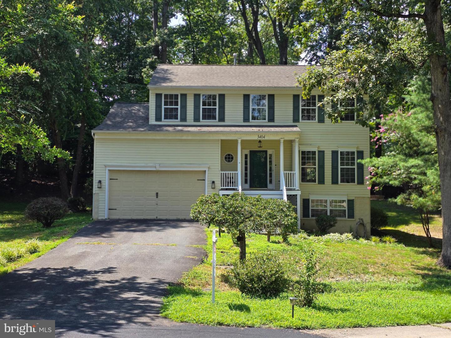 3404 HOLLY CIR, TRIANGLE, Virginia 22172, 5 Bedrooms Bedrooms, 16 Rooms Rooms,3 BathroomsBathrooms,Residential,For sale,3404 HOLLY CIR,VAPW2100252 MLS # VAPW2100252