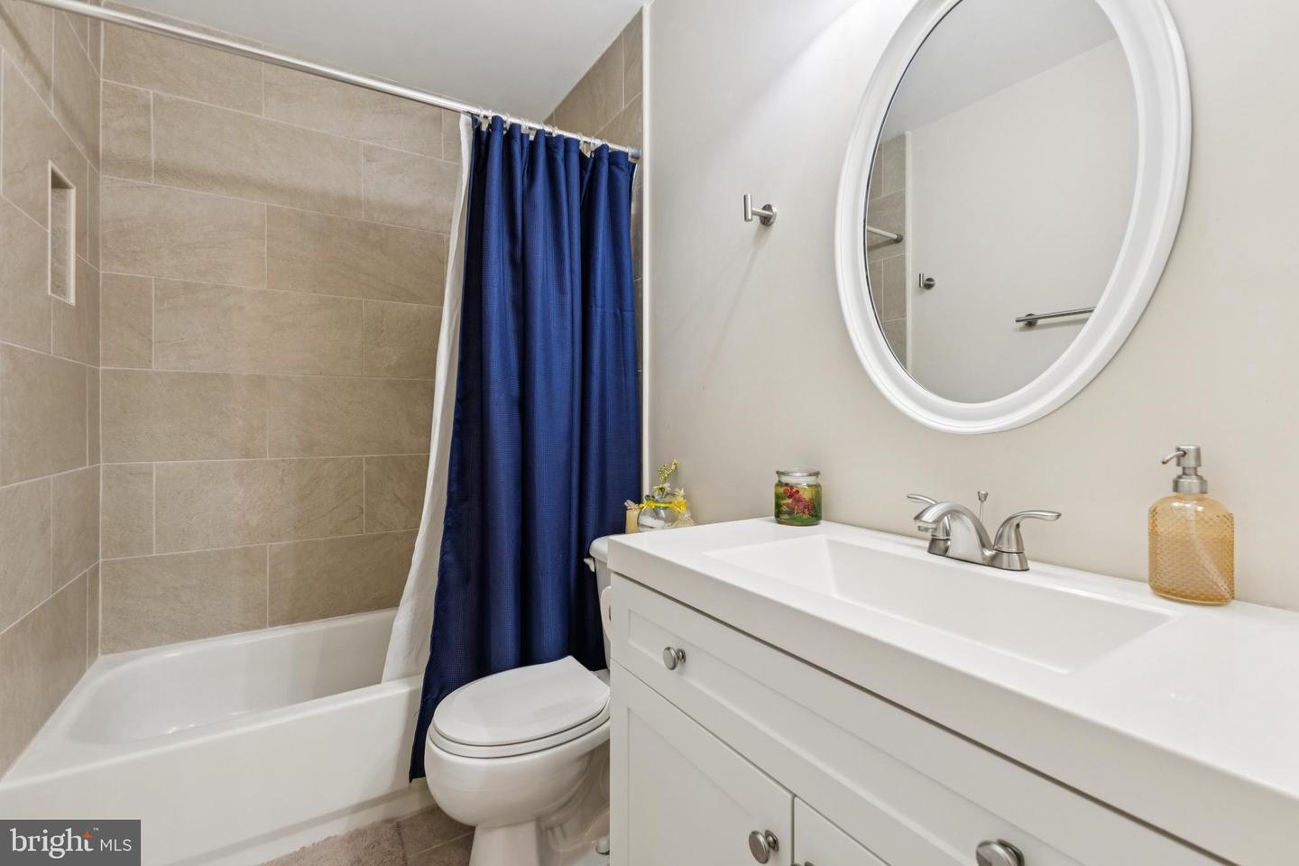 3404 HOLLY CIR, TRIANGLE, Virginia 22172, 5 Bedrooms Bedrooms, 16 Rooms Rooms,3 BathroomsBathrooms,Residential,For sale,3404 HOLLY CIR,VAPW2100252 MLS # VAPW2100252