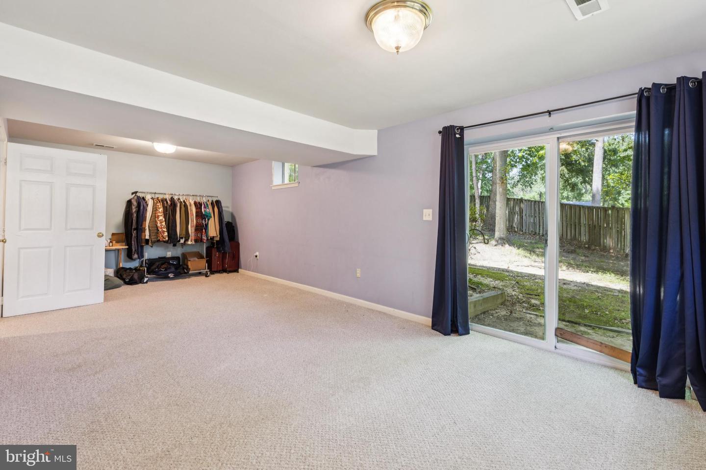 3404 HOLLY CIR, TRIANGLE, Virginia 22172, 5 Bedrooms Bedrooms, 16 Rooms Rooms,3 BathroomsBathrooms,Residential,For sale,3404 HOLLY CIR,VAPW2100252 MLS # VAPW2100252