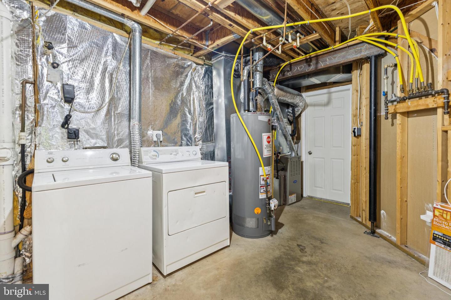 3404 HOLLY CIR, TRIANGLE, Virginia 22172, 5 Bedrooms Bedrooms, 16 Rooms Rooms,3 BathroomsBathrooms,Residential,For sale,3404 HOLLY CIR,VAPW2100252 MLS # VAPW2100252