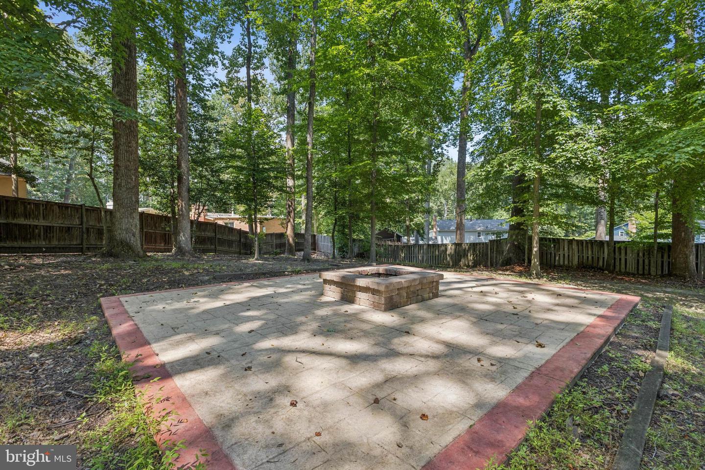 3404 HOLLY CIR, TRIANGLE, Virginia 22172, 5 Bedrooms Bedrooms, 16 Rooms Rooms,3 BathroomsBathrooms,Residential,For sale,3404 HOLLY CIR,VAPW2100252 MLS # VAPW2100252