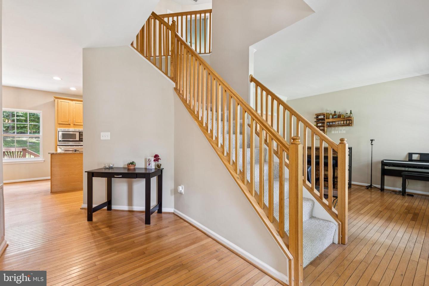 3404 HOLLY CIR, TRIANGLE, Virginia 22172, 5 Bedrooms Bedrooms, 16 Rooms Rooms,3 BathroomsBathrooms,Residential,For sale,3404 HOLLY CIR,VAPW2100252 MLS # VAPW2100252