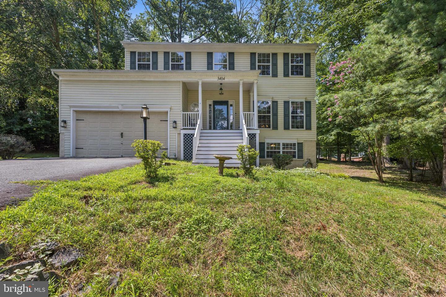 3404 HOLLY CIR, TRIANGLE, Virginia 22172, 5 Bedrooms Bedrooms, 16 Rooms Rooms,3 BathroomsBathrooms,Residential,For sale,3404 HOLLY CIR,VAPW2100252 MLS # VAPW2100252