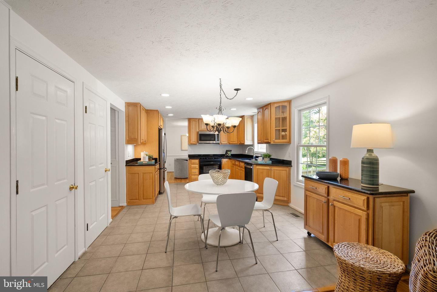 7214 ADRIENNE GLEN AVE, SPRINGFIELD, Virginia 22152, 4 Bedrooms Bedrooms, 7 Rooms Rooms,2 BathroomsBathrooms,Residential,For sale,7214 ADRIENNE GLEN AVE,VAFX2258190 MLS # VAFX2258190