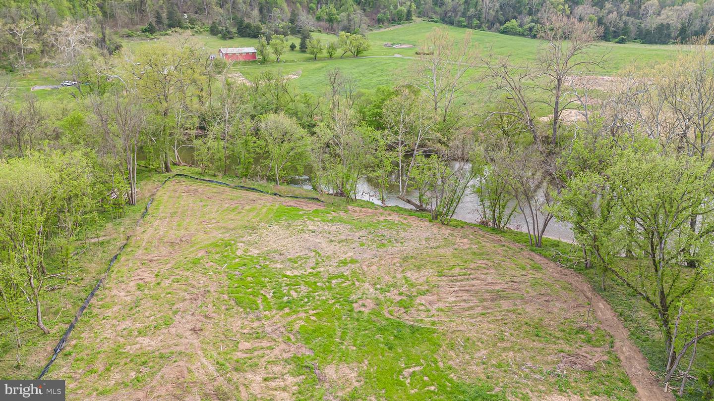 630 BLACK BEAR RD, MAURERTOWN, Virginia 22644, 3 Bedrooms Bedrooms, ,2 BathroomsBathrooms,Residential,For sale,630 BLACK BEAR RD,VASH2012126 MLS # VASH2012126