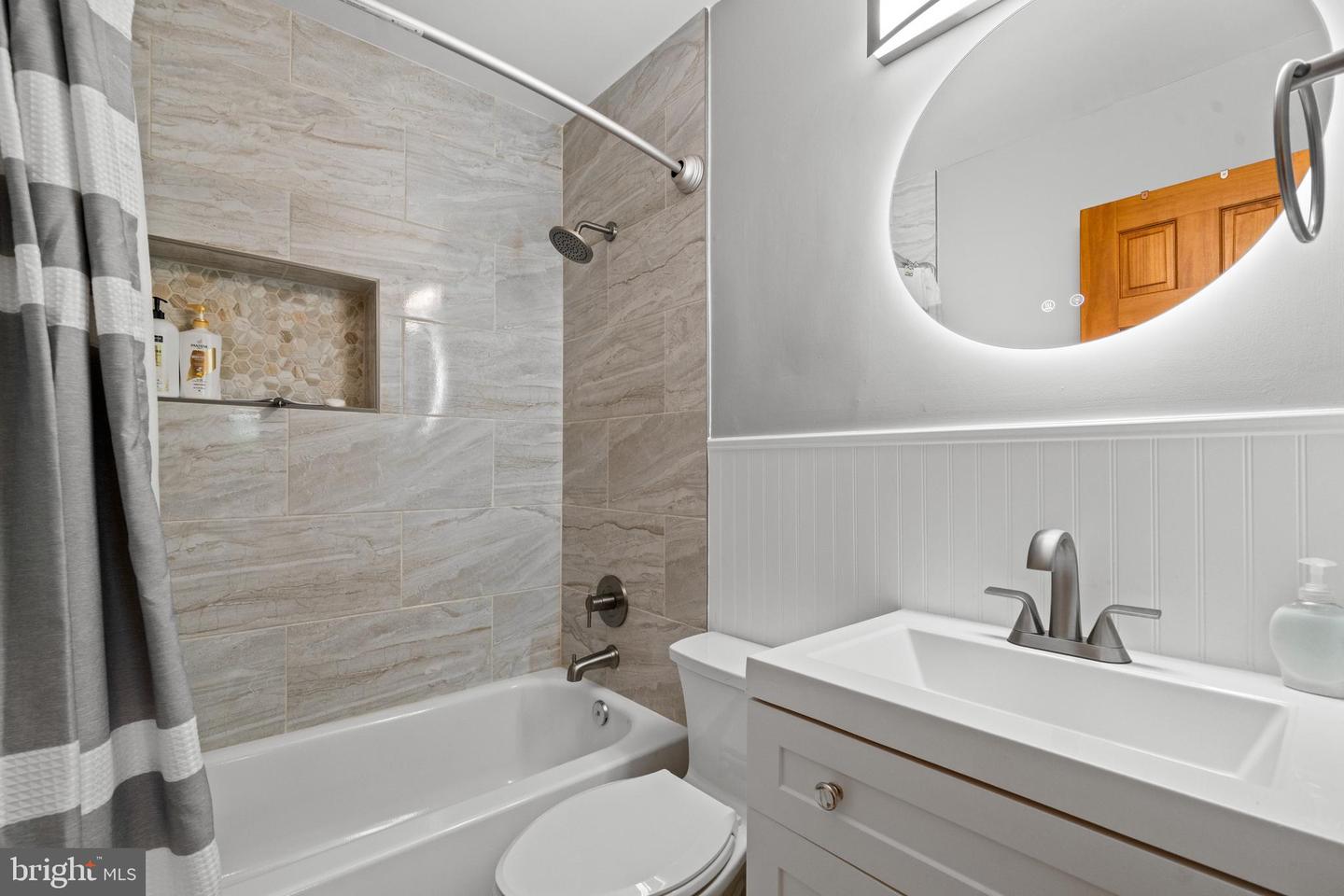 6109 LEEWOOD DR, ALEXANDRIA, Virginia 22310, 3 Bedrooms Bedrooms, ,2 BathroomsBathrooms,Residential,For sale,6109 LEEWOOD DR,VAFX2258210 MLS # VAFX2258210