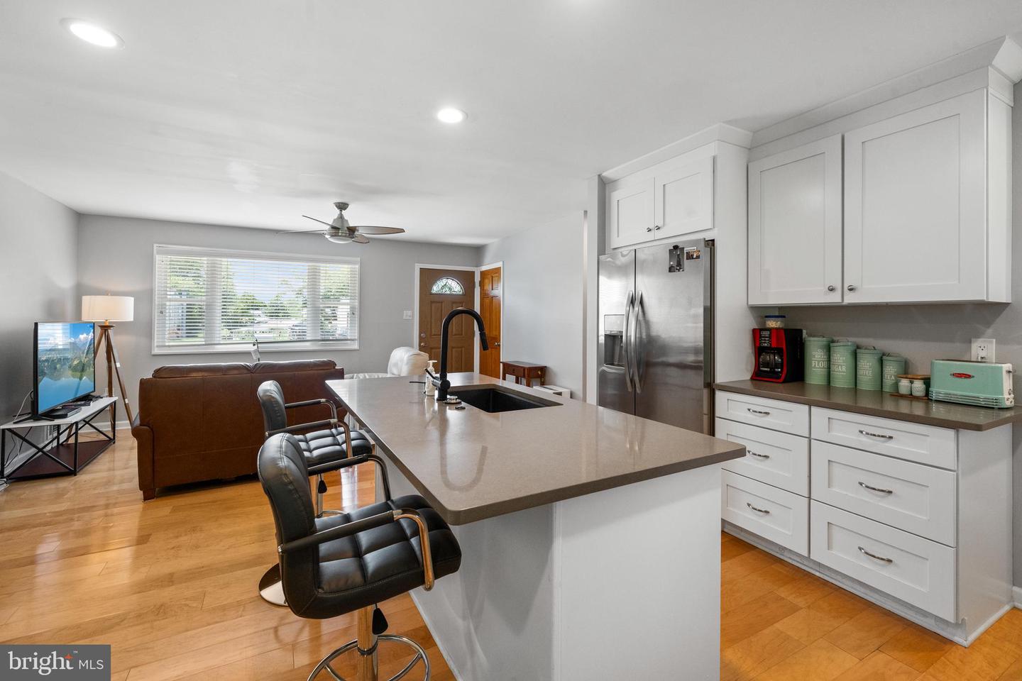 6109 LEEWOOD DR, ALEXANDRIA, Virginia 22310, 3 Bedrooms Bedrooms, ,2 BathroomsBathrooms,Residential,For sale,6109 LEEWOOD DR,VAFX2258210 MLS # VAFX2258210