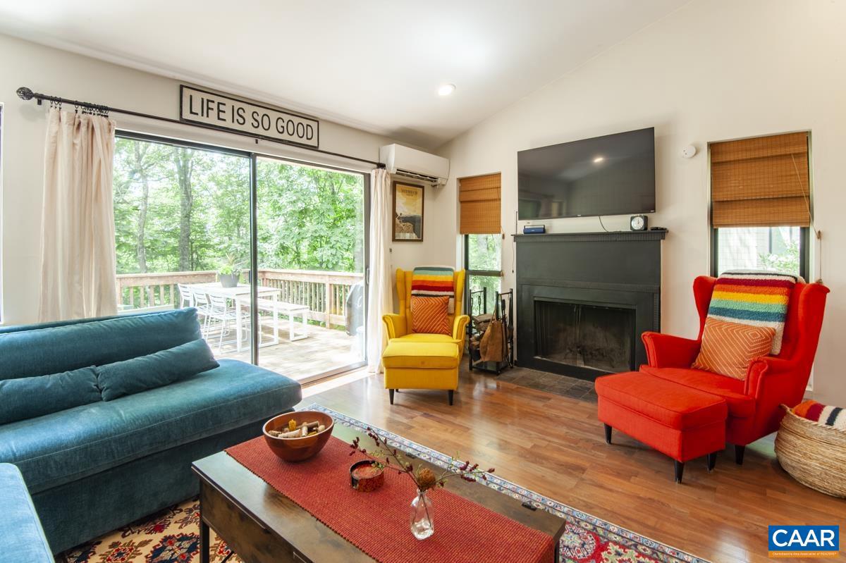 634 WHITE OAK CONDOS, WINTERGREEN RESORT, Virginia 22967, 2 Bedrooms Bedrooms, ,2 BathroomsBathrooms,Residential,For sale,634 WHITE OAK CONDOS,667252 MLS # 667252